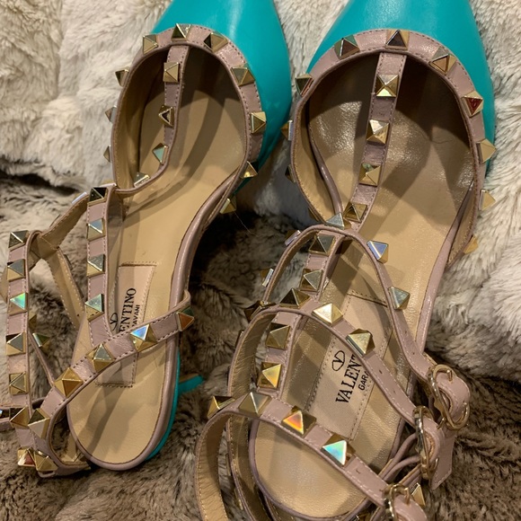 Valentino Rockstud Mid Heel Ankle strap pumps - Picture 4 of 6